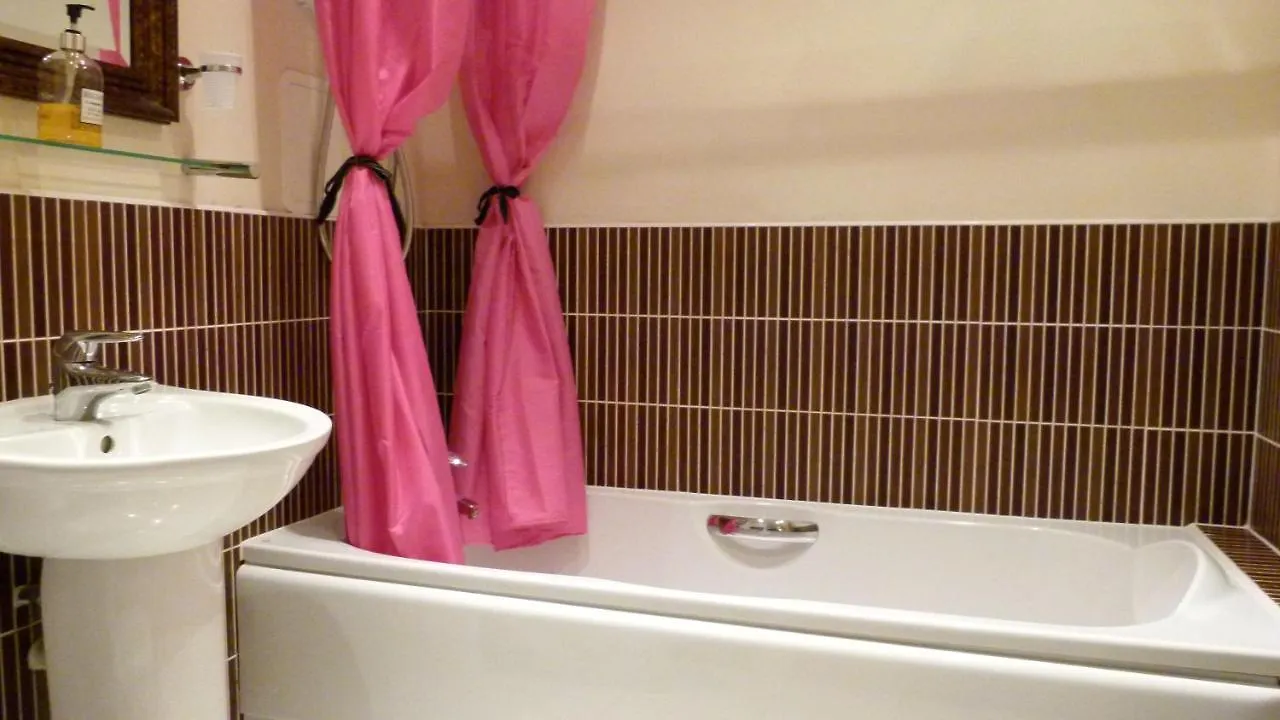 Abbey- Nice Edinburgh Citycenter Apartment