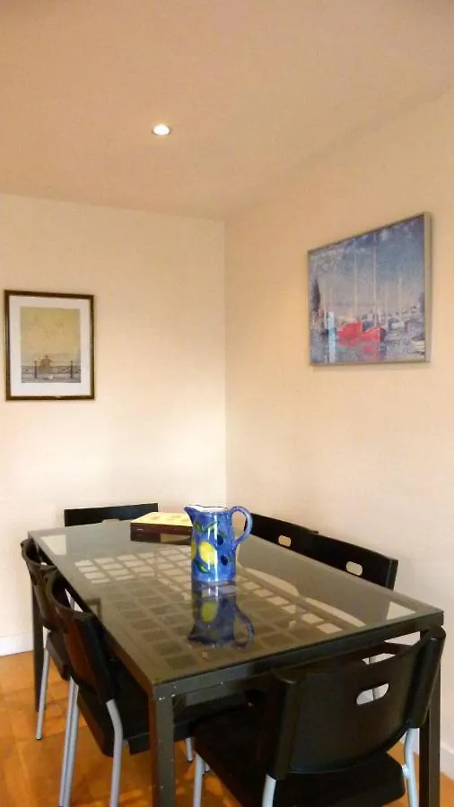 Abbey- Nice Edinburgh Citycenter Apartment