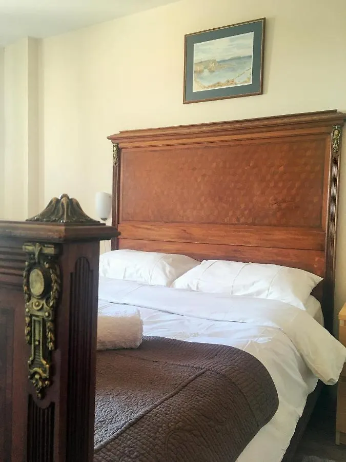 Abbey- Nice Edinburgh Citycenter Apartment 0*,  Birleşik Krallık